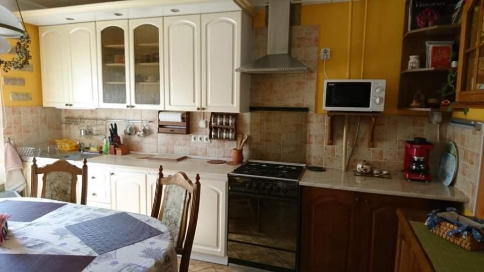 Rita Apartman Gyenesdiás Buitenkant foto