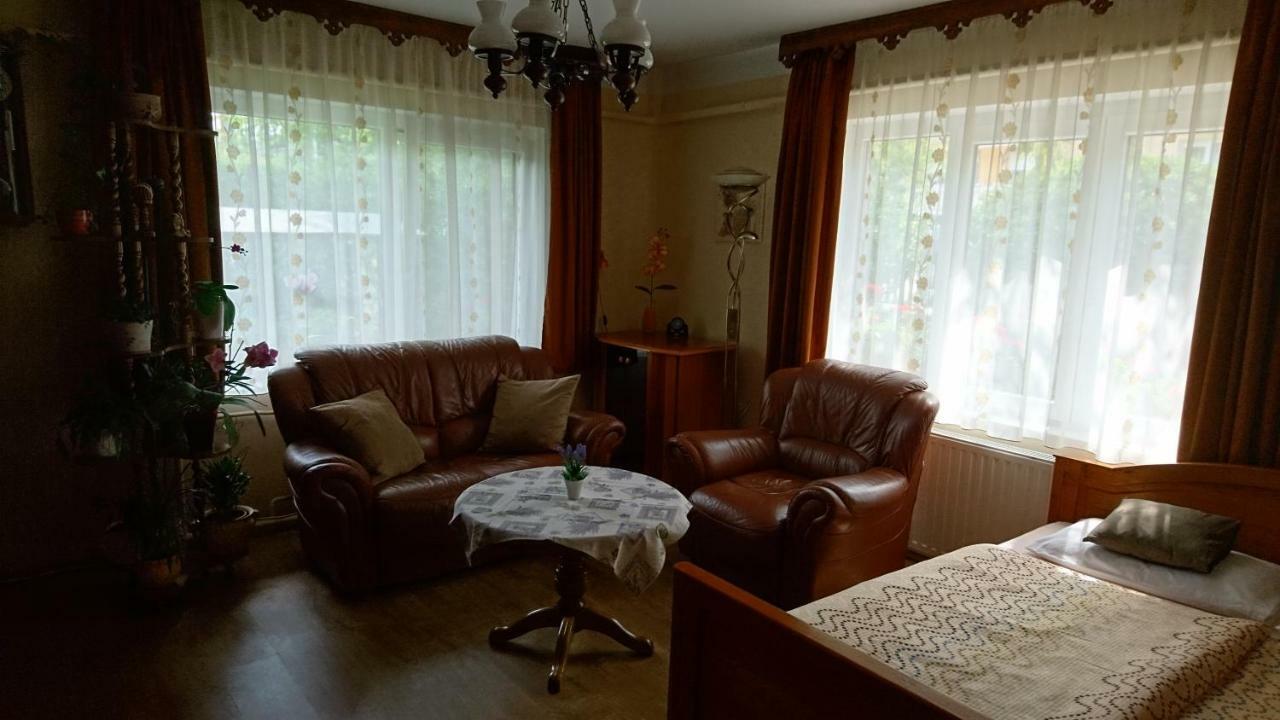 Rita Apartman Gyenesdiás Buitenkant foto